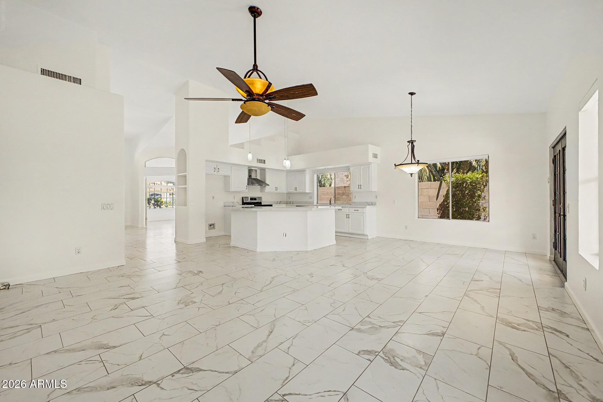 655 West Silver Creek Road Gilbert, AZ 85233 - Photo 8 of 40 10 Silver Creek