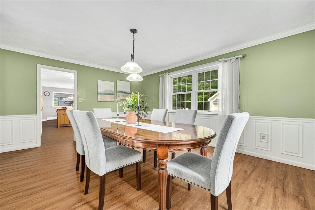 210 New Boston Road Sturbridge, MA 01566 - Photo 8 of 42 a view of a dining room with furniture window and wooden floor