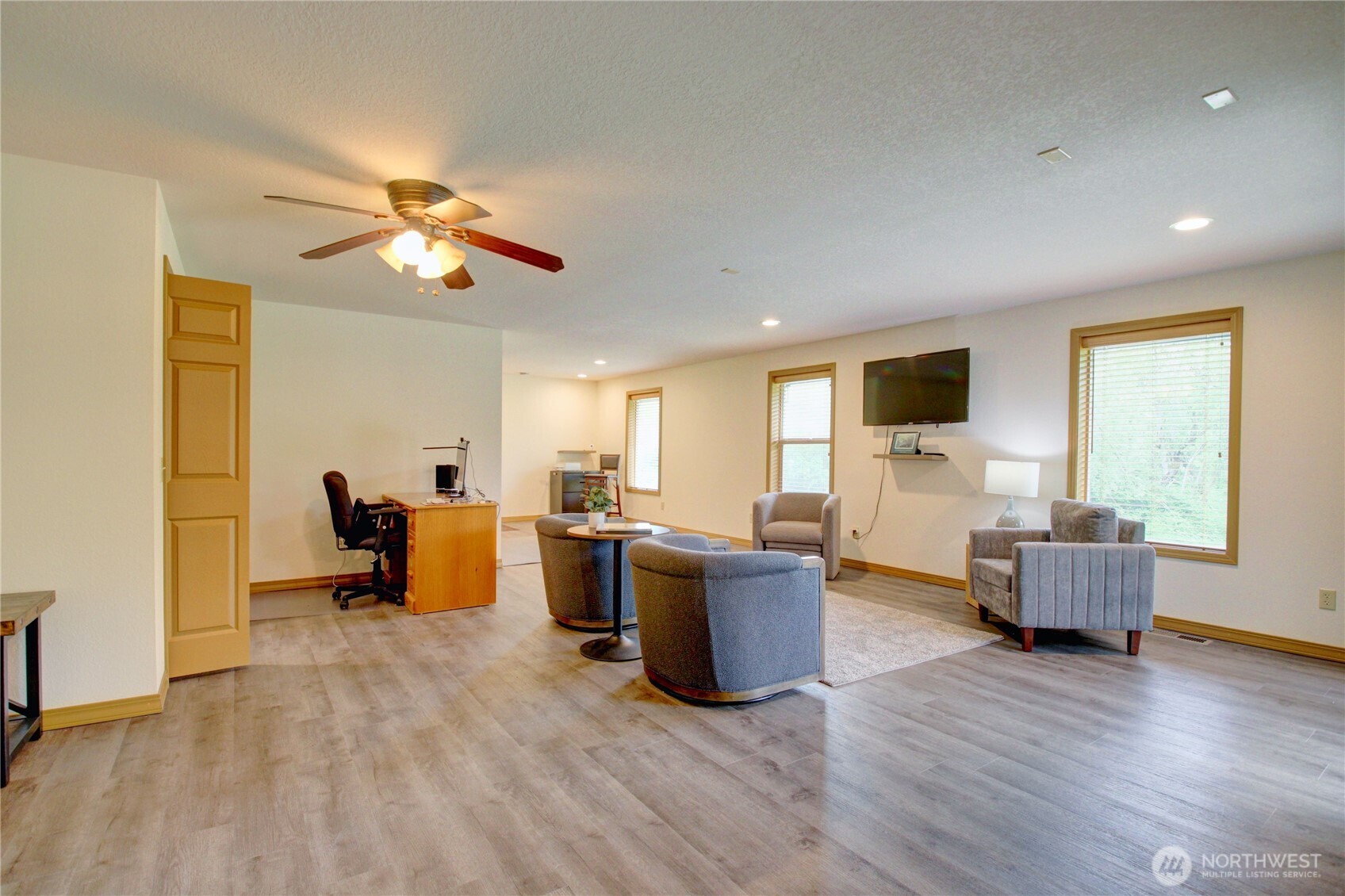 12770 Eagle Drive Burlington, WA 98233 - Photo 11 of 39