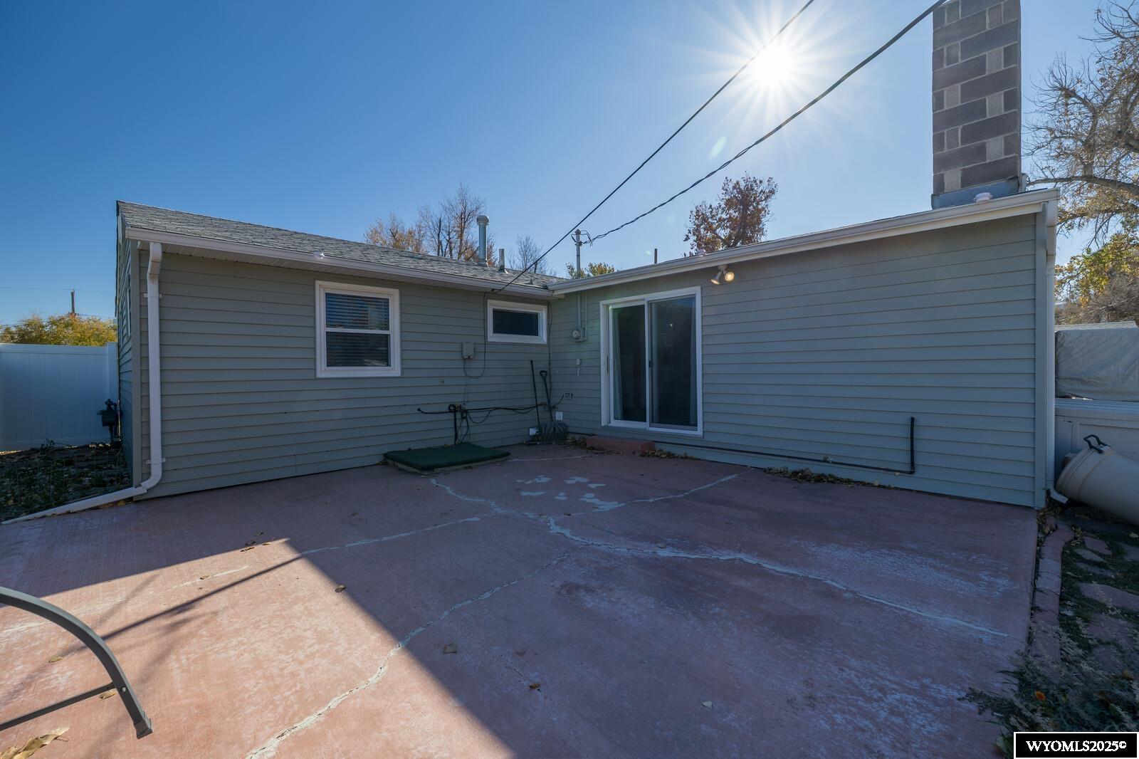 1624 Custer Avenue Casper, WY 82604 - Photo 22 of 35