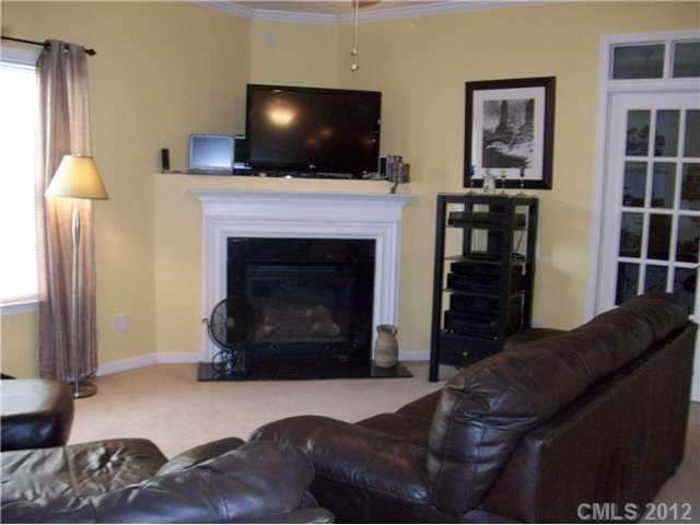3412 Allenwood Road, Unit 41 Charlotte, NC 28270 - Photo 3 of 16 Gallery Image 3