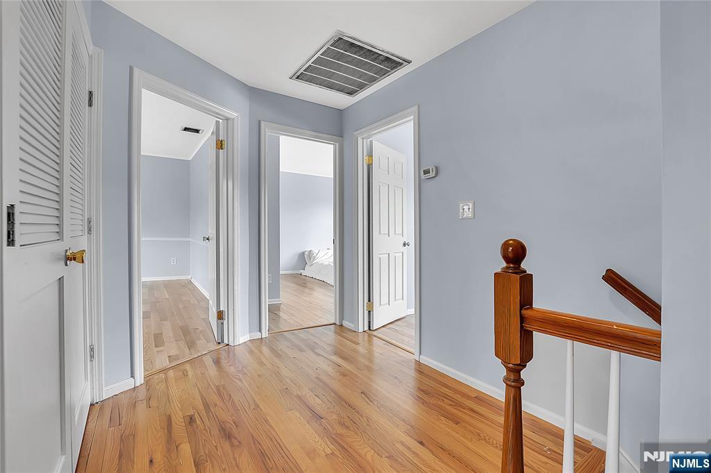 6 Meester Street Mahwah, NJ 07430 - Photo 17 of 47