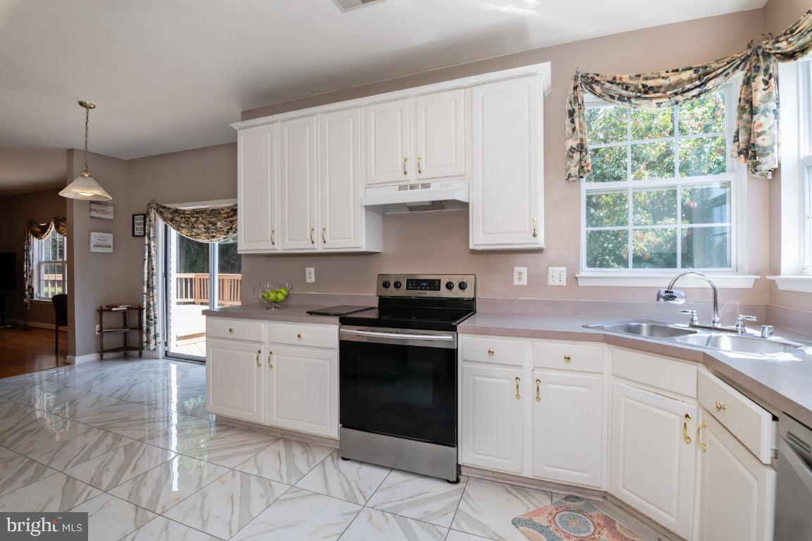 9702 Watts Road Owings Mills, MD 21117 - Photo 12 of 52 Stainless steel appliances