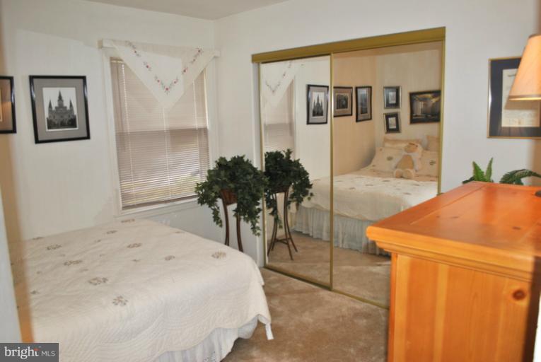 603 West Nettle Tree Road Sterling, VA 20164 - Photo 2 of 18 Bedroom
