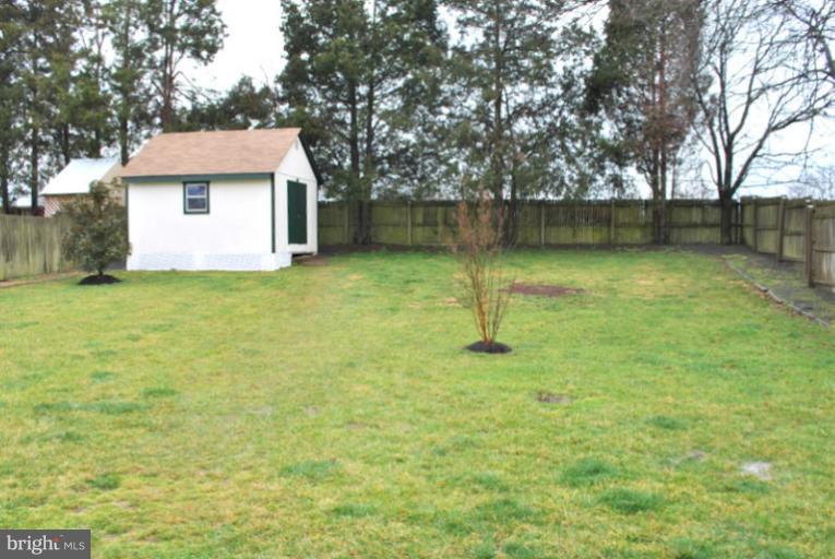 603 West Nettle Tree Road Sterling, VA 20164 - Photo 4 of 18 Exterior (Rear)