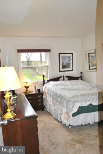 603 West Nettle Tree Road Sterling, VA 20164 - Photo 5 of 18 Bedroom (Master)