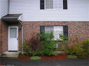 975 Meriden Road, Unit 71 Waterbury, CT 06705 - Photo 1 of 1 a view of outdoor space and yard