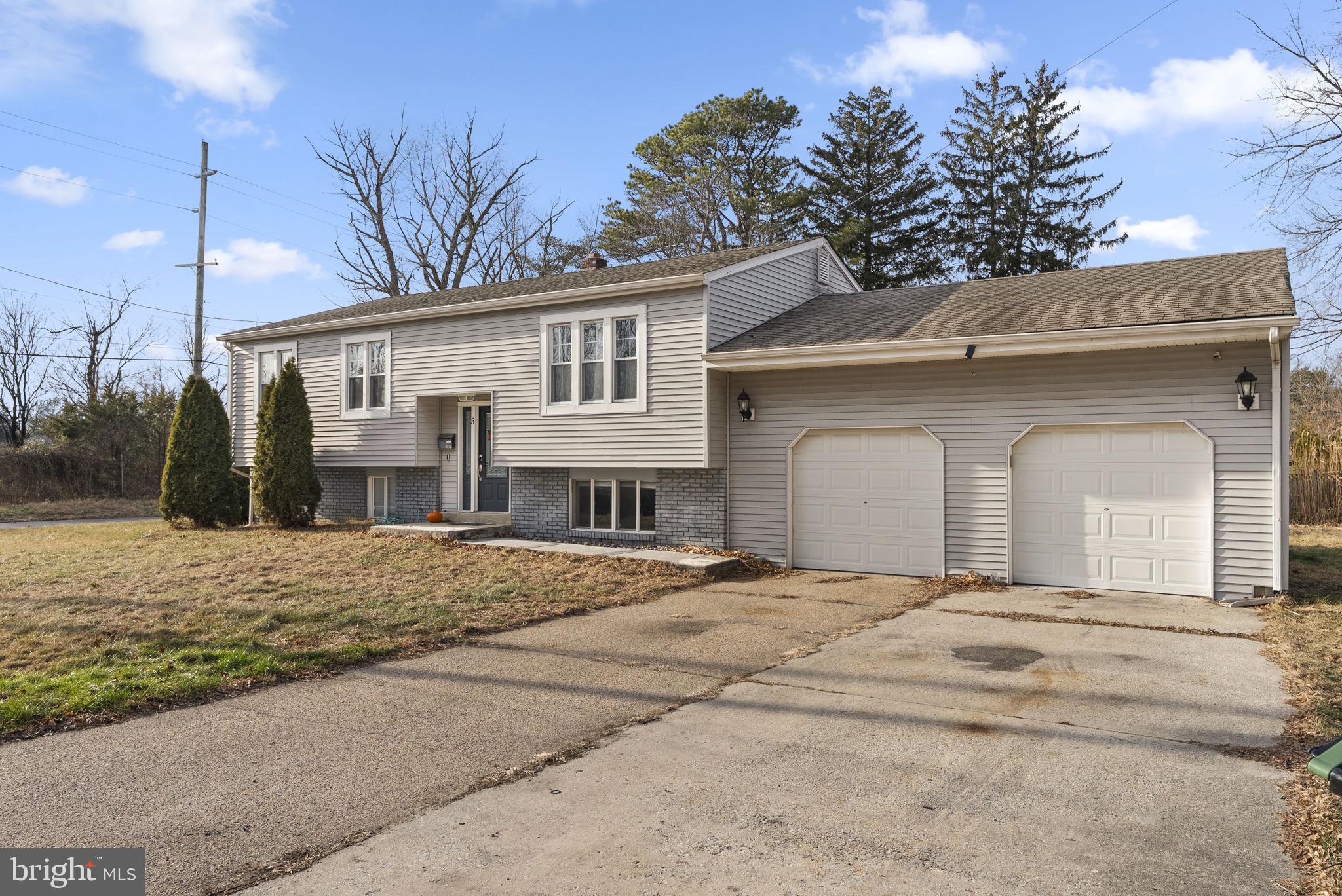 3 Birch Avenue Berlin, NJ 08009 - Photo 2 of 35 a house with a outdoor space