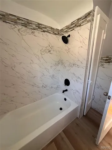 $2,695 | 7330 Ahern Avenue, University City, MO 63130