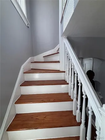 $2,450 | 7330 Ahern Avenue, University City, MO 63130