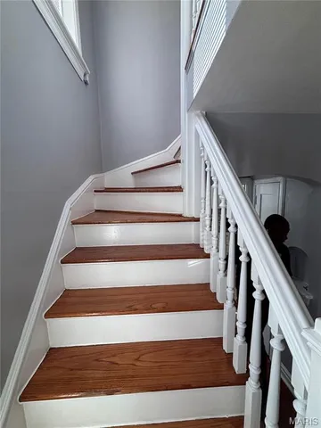 $2,695 | 7330 Ahern Avenue, University City, MO 63130