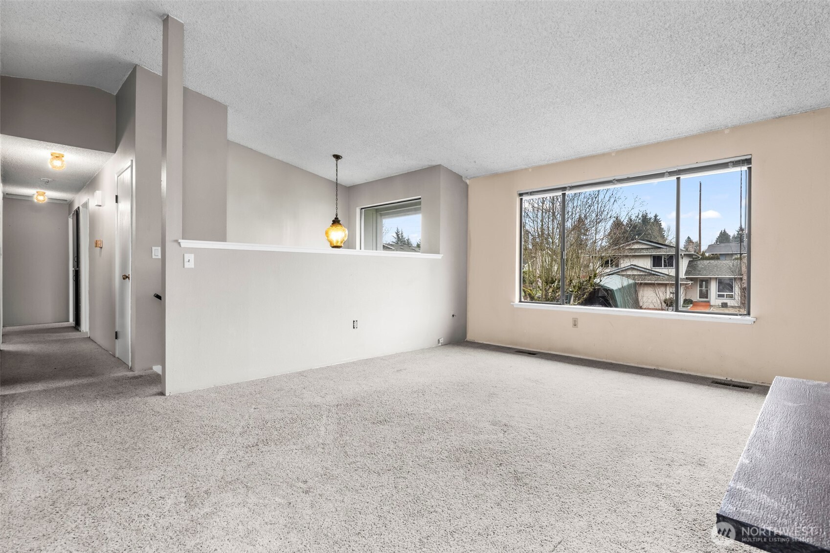 10329 99th Street Southwest Tacoma, WA 98498 - Photo 2 of 25 en view interior of a house and natural light