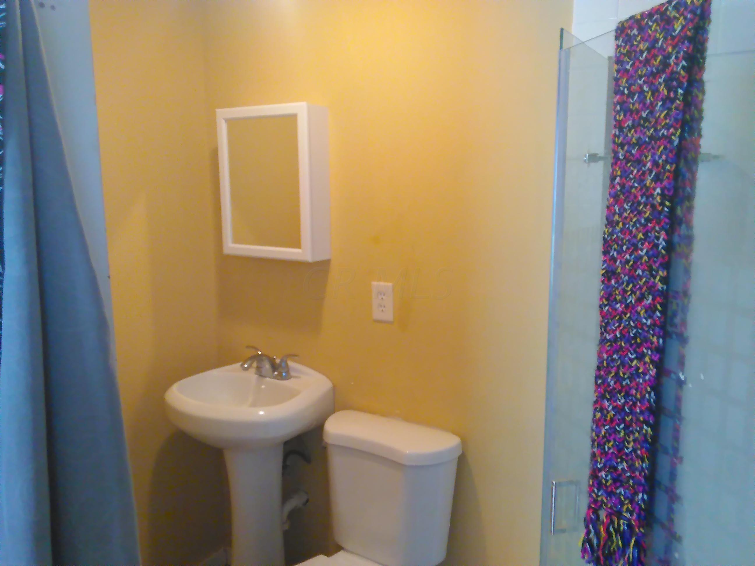 840 South Hopewell Road Hopewell, OH 43746 - Photo 18 of 19 bath