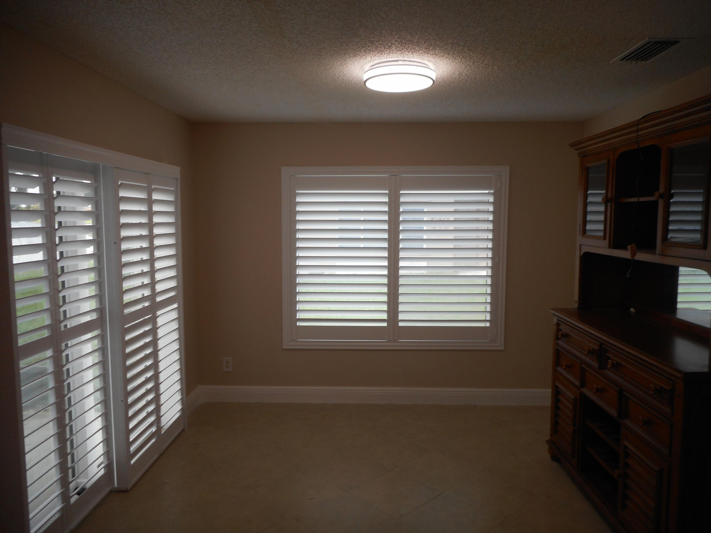 1741 Southwest 109th Terrace Davie, FL 33324 - Photo 13 of 30 a room that has a window in it