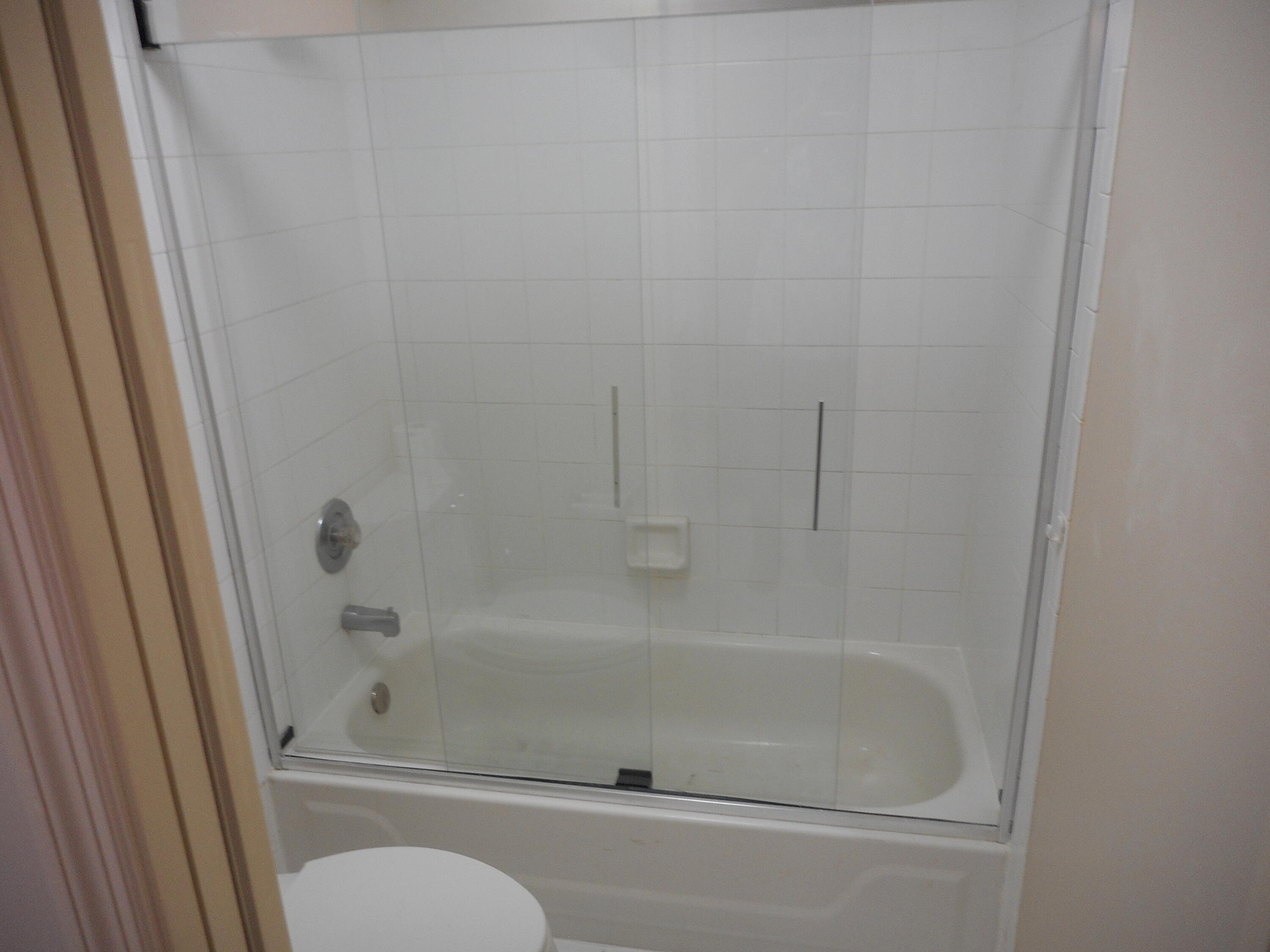 1741 Southwest 109th Terrace Davie, FL 33324 - Photo 21 of 30 a close view of a bathtub in bathroom