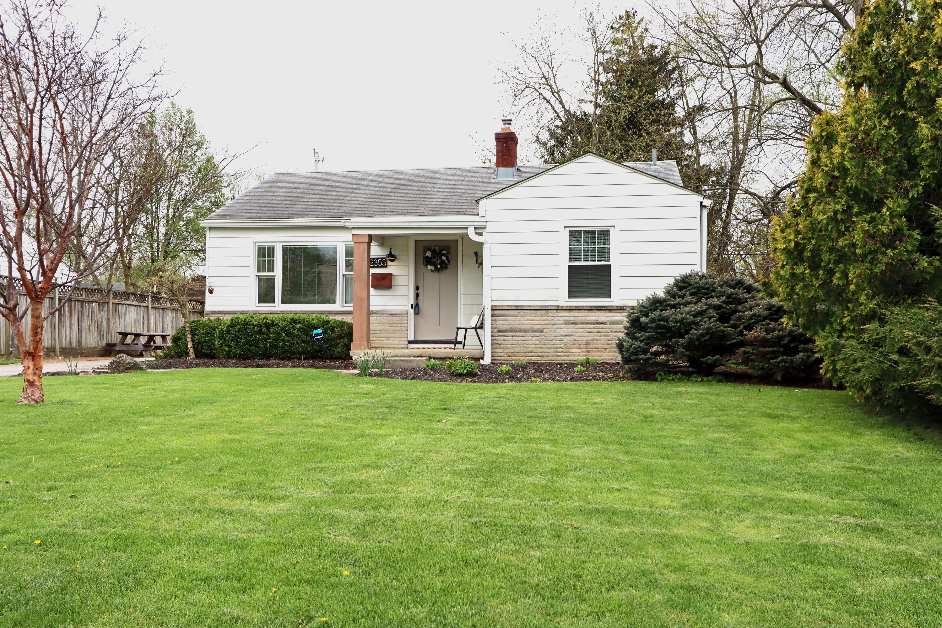 2353 Shrewsbury Road Columbus, OH 43221 - Photo 2 of 44 Welcome Home!
