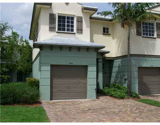 1006 Flamingo Place Riviera Beach, FL 33404 - Photo 1 of 4 Primary Photo