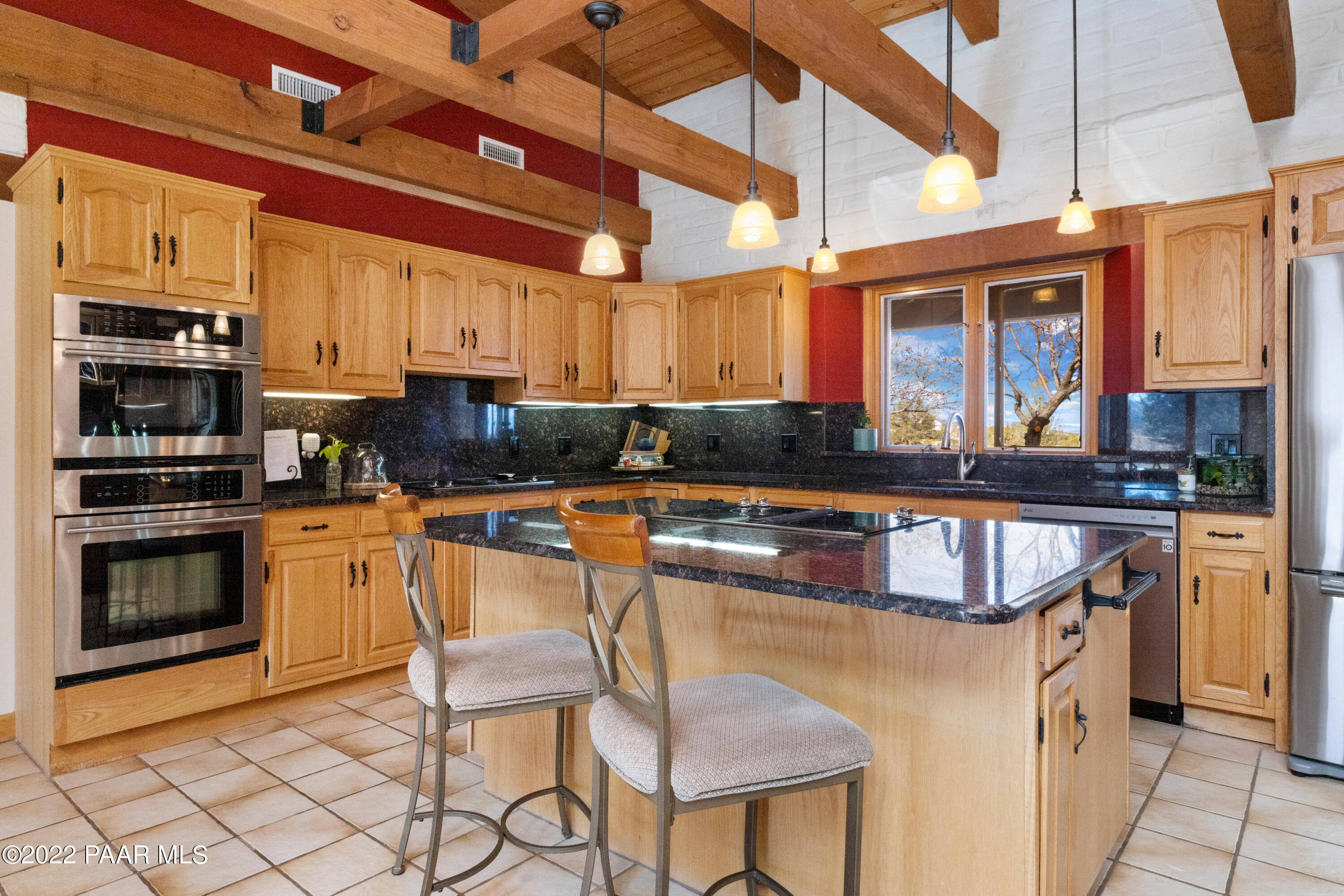 2305 West Bridle Path Road Prescott, AZ 86305 - Photo 12 of 48 Kitchen