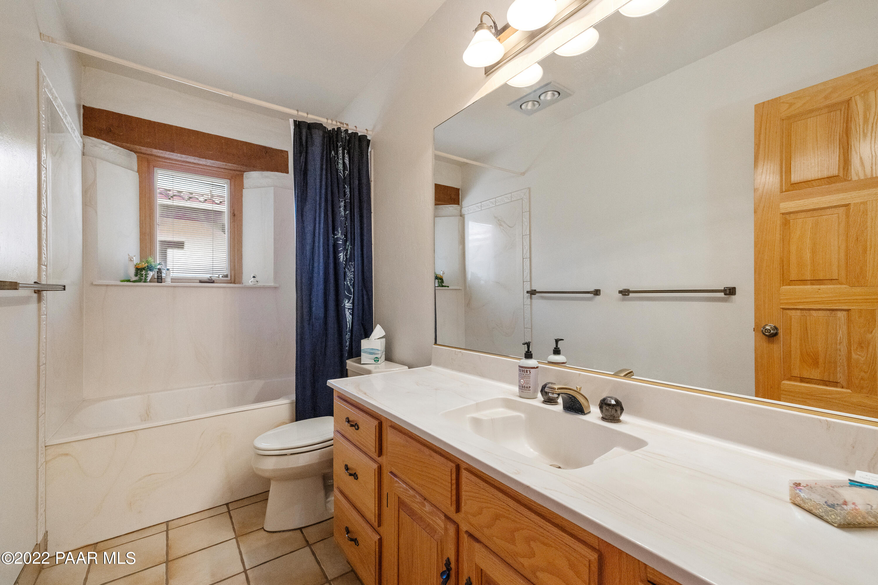2305 West Bridle Path Road Prescott, AZ 86305 - Photo 35 of 48 Bathroom