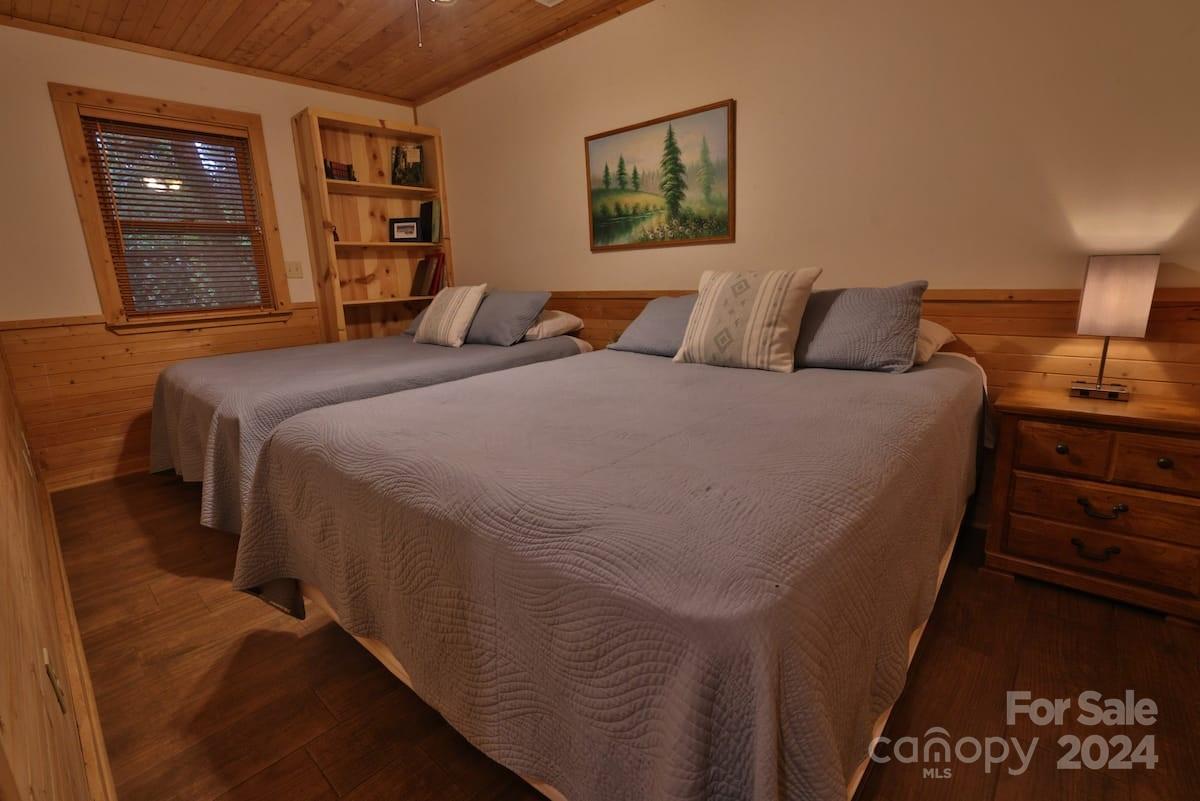 1698 Cabin Flts Road Sylva, NC 28779 - Photo 11 of 25