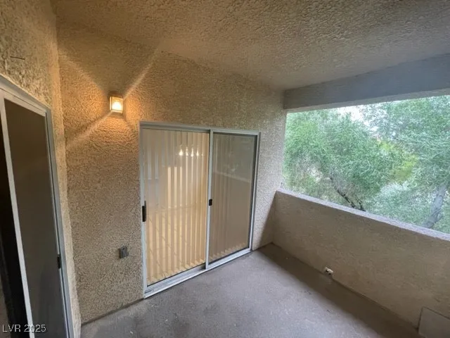 $1,350 | 8501 West University Avenue, Unit 2016, Las Vegas, NV 89147