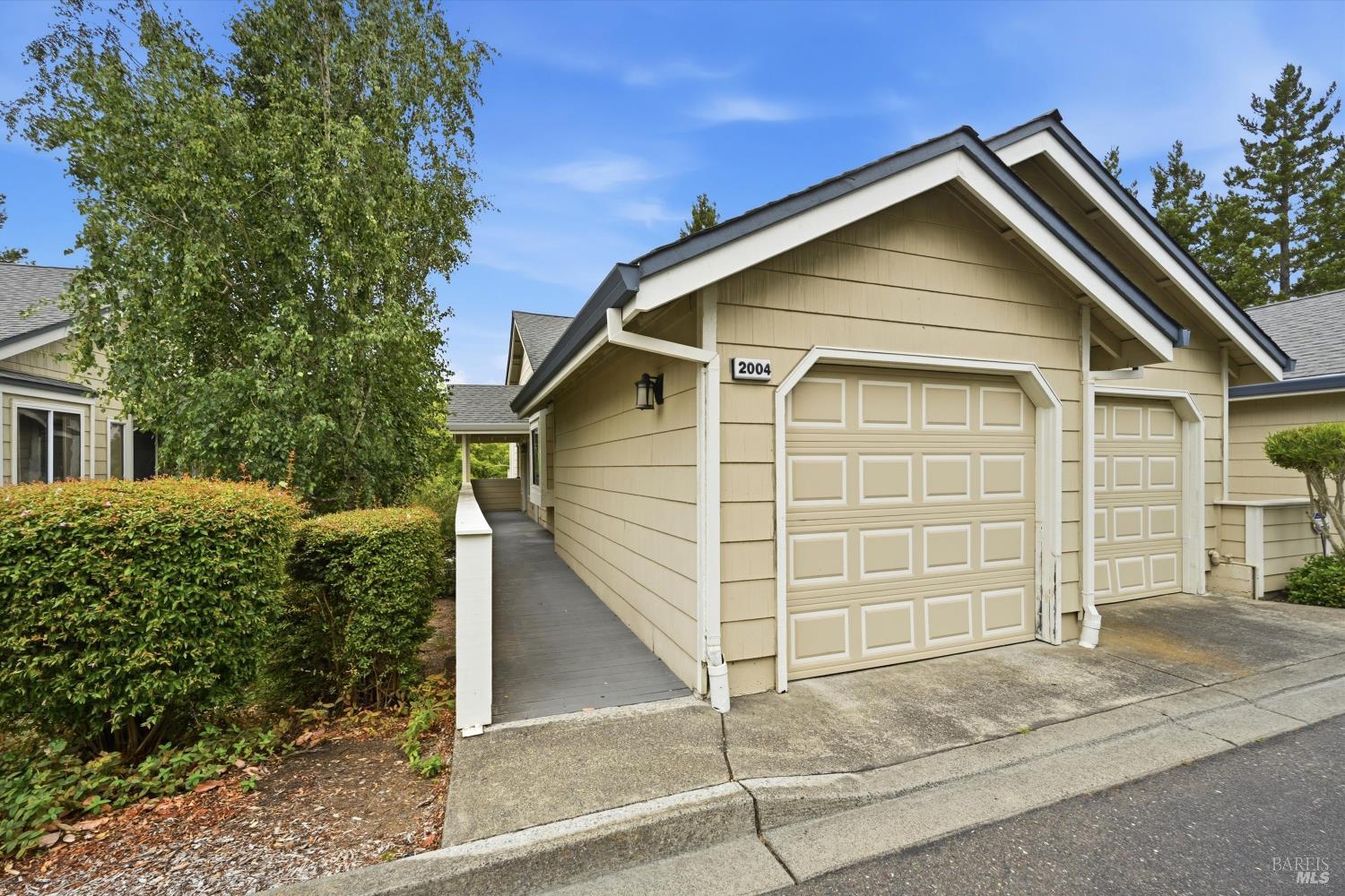 2004 Stonefield Lane Santa Rosa, CA 95403 - Photo 2 of 45