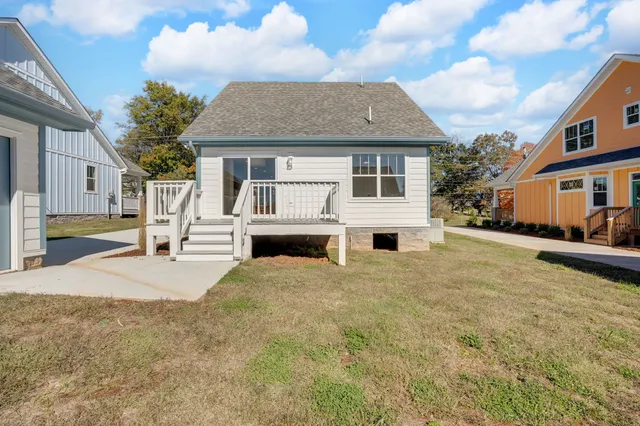 $309,900 | 103 North Shephard Street, Winchester, TN 37398