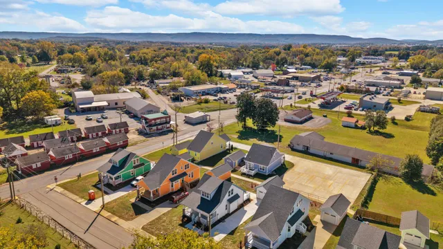 $309,900 | 103 North Shephard Street, Winchester, TN 37398