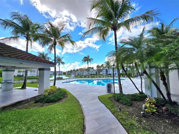 $2,100 | 4320 Northwest 107th Avenue, Unit 3071, Doral, FL 33178