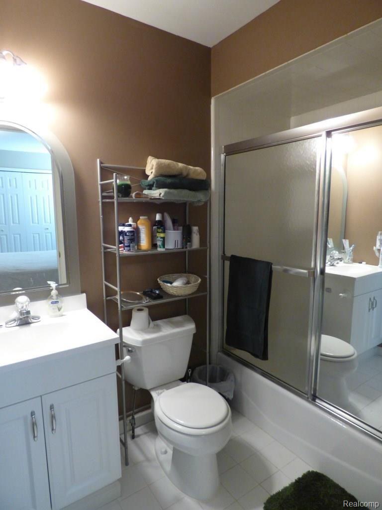 1287 West Leonard Road Leonard, MI 48367 - Photo 48 of 63 P1090710.jpg
