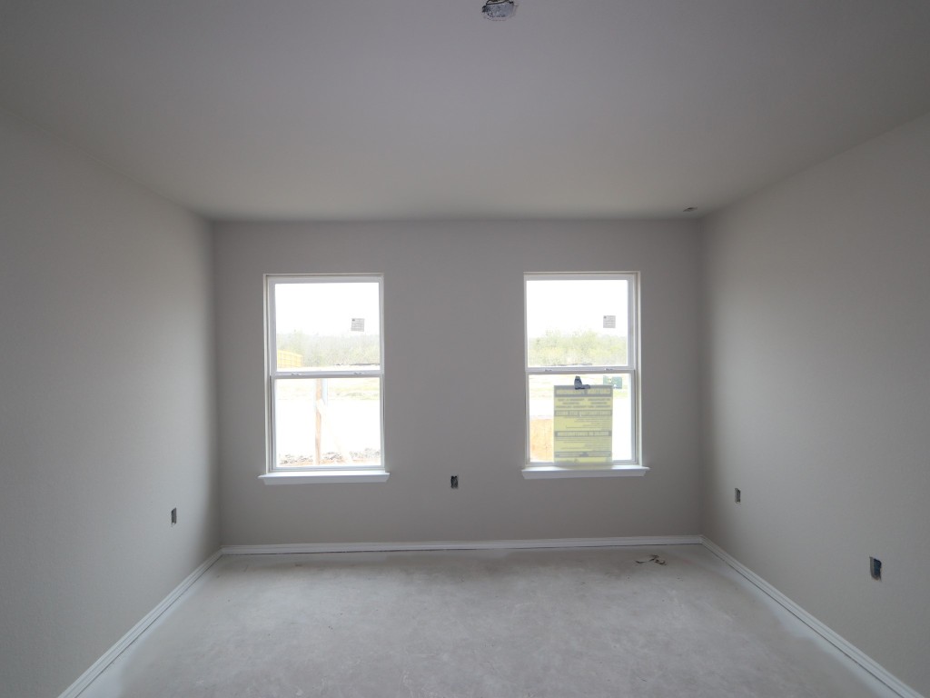 9221 Furman Drive Austin, TX 78747 - Photo 11 of 16