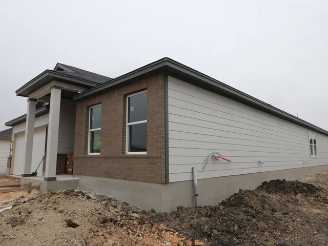 $401,165 | 9221 Furman Drive, Austin, TX 78747