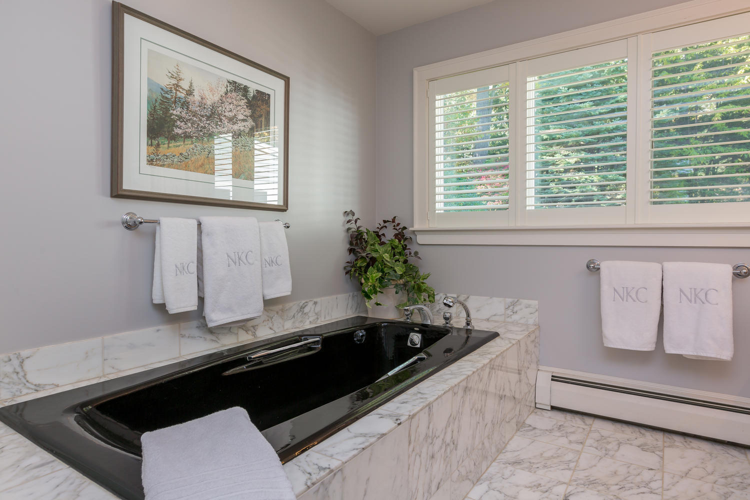 26 Ledge Road Cumberland Foreside, ME 04110 - Photo 23 of 35 1st floor bathroom