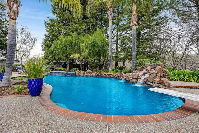 $3,498,000 | 7832 Foothill Road, Pleasanton, CA 94566