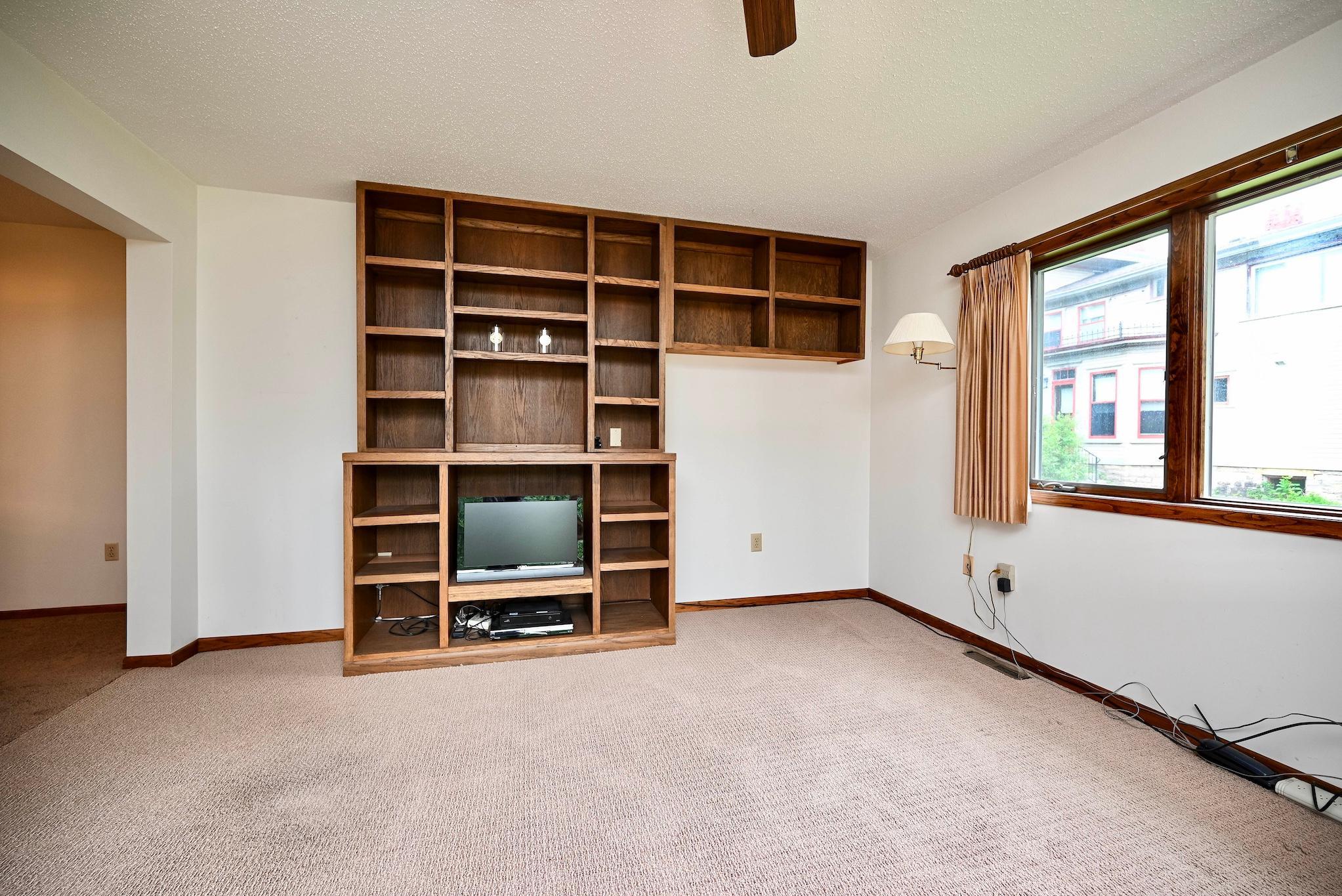 258 Huff Street Winona, MN 55987 - Photo 9 of 31