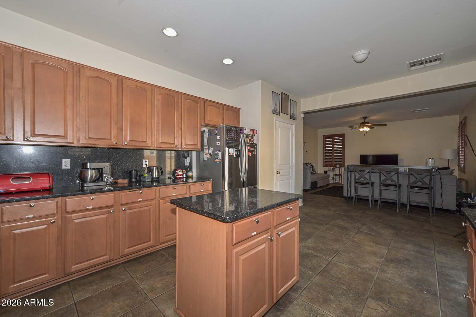 6924 West Carson Road Laveen, AZ 85339 - Photo 16 of 37 Kitchen2