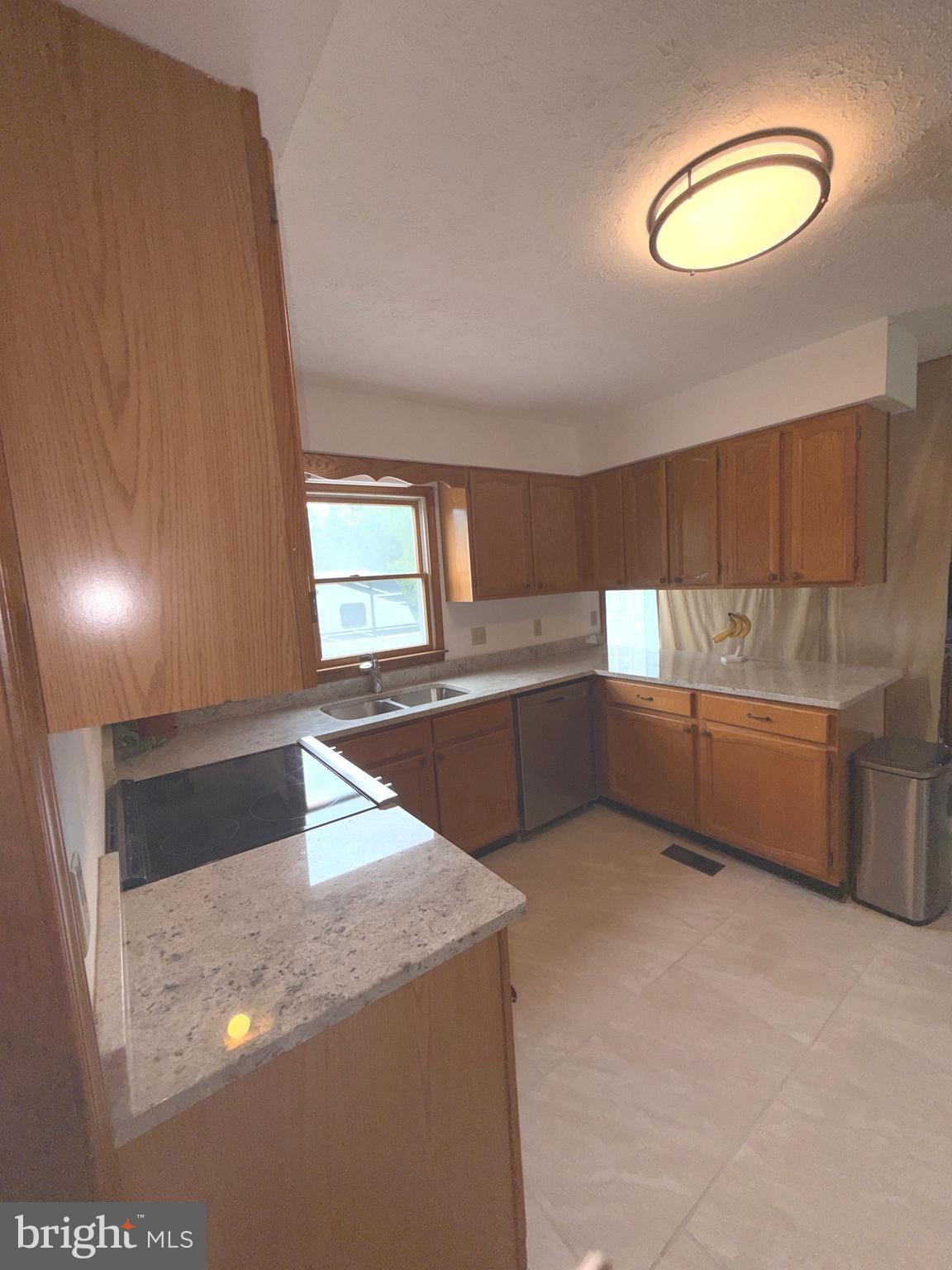 1503 Senseny Road Berryville, VA 22611 - Photo 4 of 12