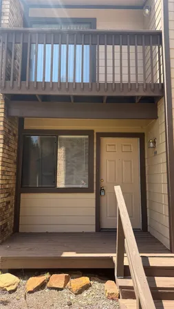 $1,150 | 2521 Crosstimbers Street, Unit K3, Huntsville, TX 77320