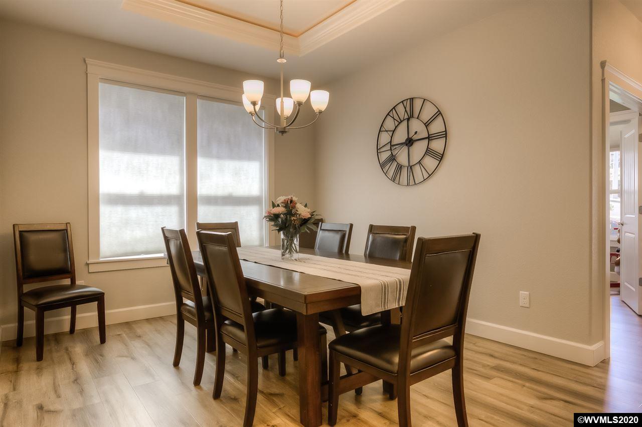357 Summit View Avenue Southeast Salem, OR 97306 - Photo 7 of 40