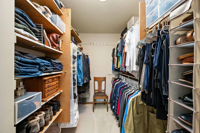 $625,000 | 912 Crown Court, Mendota Heights, MN 55118