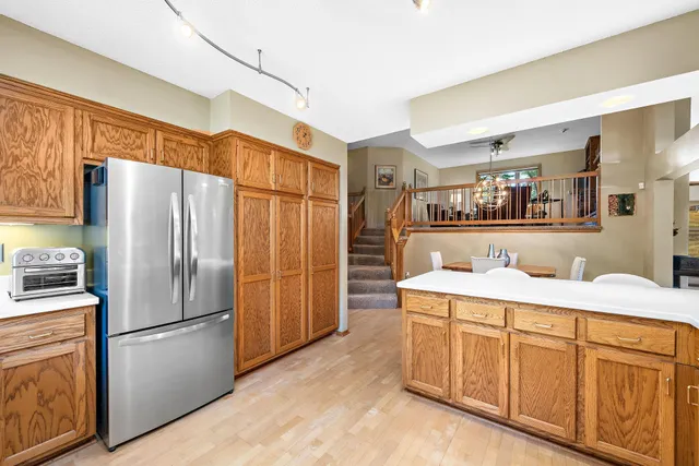 $625,000 | 912 Crown Court, Mendota Heights, MN 55118