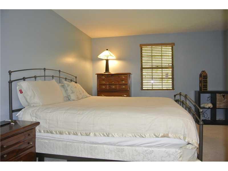118 Old English Road Pittsburgh, PA 15237 - Photo 7 of 11 Master Bedroom. This room will accommodate a king size bed