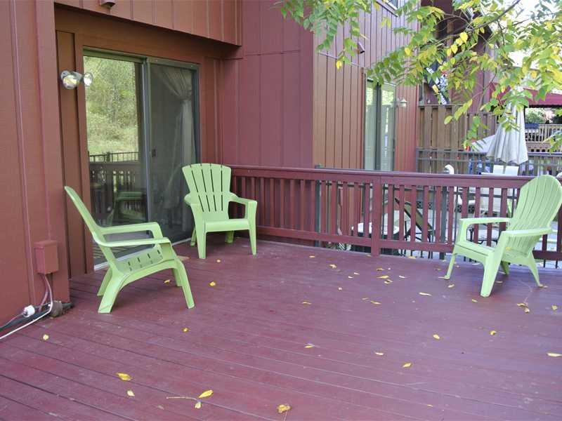 118 Old English Road Pittsburgh, PA 15237 - Photo 10 of 11 Patio/Deck. Recently Stained by the Association!