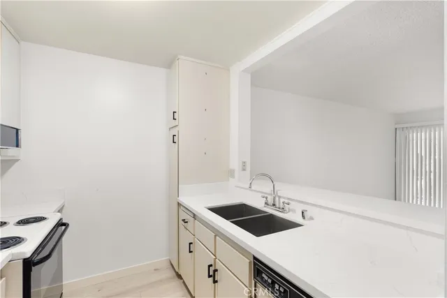 $495,000 | 8740 Tuscany Avenue, Unit 109, Playa del Rey, CA 90293