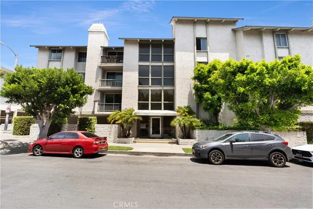 $495,000 | 8740 Tuscany Avenue, Unit 109, Playa del Rey, CA 90293