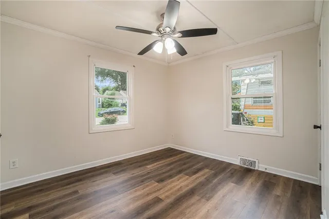 $205,000 | 915 Northeast 44th Street, Kansas City, MO 64116
