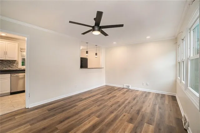 $205,000 | 915 Northeast 44th Street, Kansas City, MO 64116