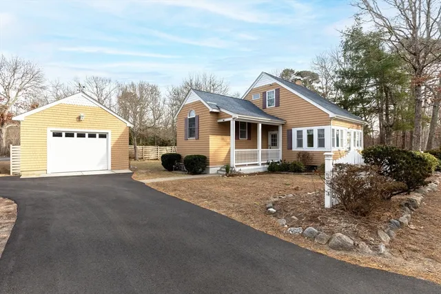 $525,000 | 14 Briarwood Drive, Wareham, MA 02571
