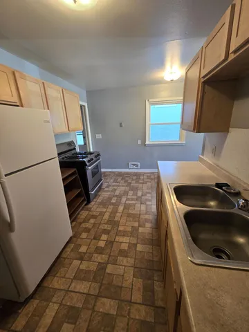 $1,300 | 1715 Polk Street Northeast, Minneapolis, MN 55413