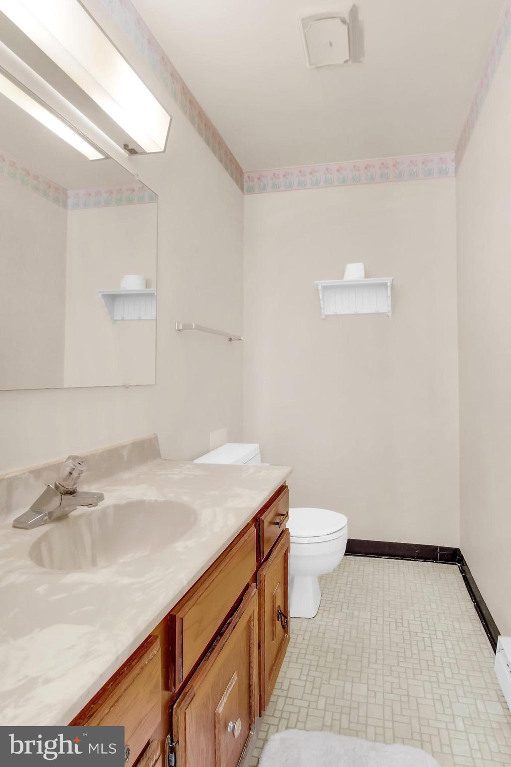 2149 Croyden Road York, PA 17408 - Photo 13 of 23 Gallery Image 13